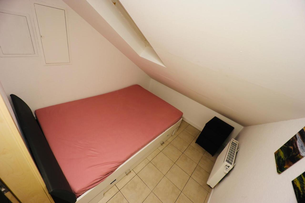 Generous Apartment I 7 Beds I 110 Sqm I Fast Internet Падерборн Екстериор снимка