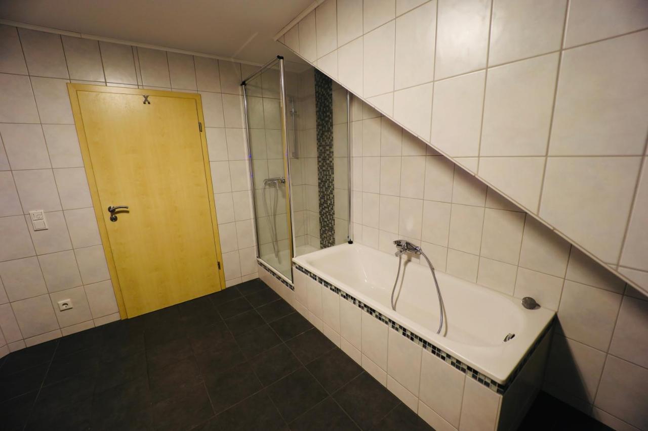 Generous Apartment I 7 Beds I 110 Sqm I Fast Internet Падерборн Екстериор снимка